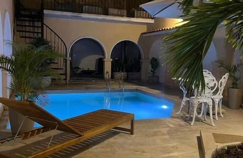 Cali Hotel | Casa Sileo