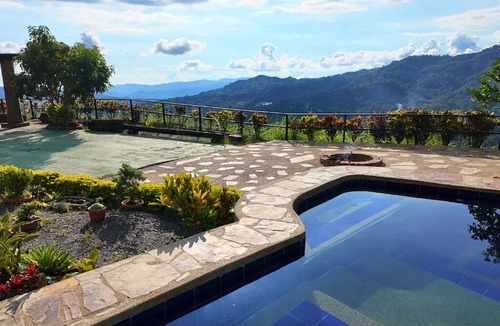 La Mesa Villa | finca la Roca
