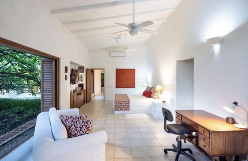 Anapoima House | Yeguas V43 by Wynwood House