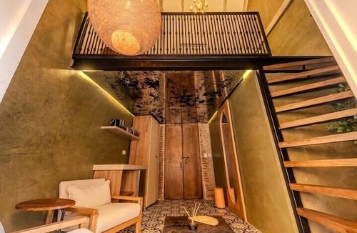 Manga Hotel | Hotel Villa Alta Guest House
