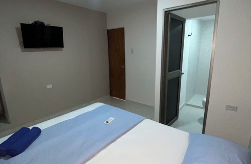 Crespo Hotel | Hotel stay Golden
