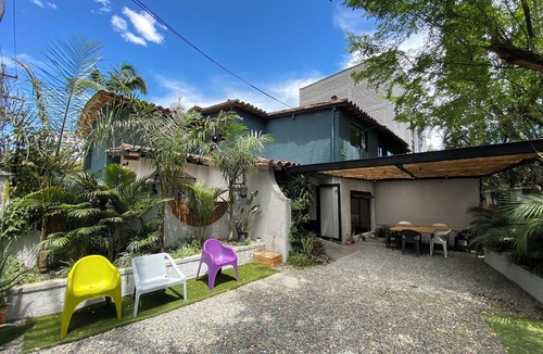 Patio Bonito Hostel | Casa Mosaiko Patio Bonito Poblado
