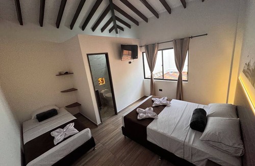 Santa Fe de Antioquia Hotel | Hotel Paraiso Cañaveral