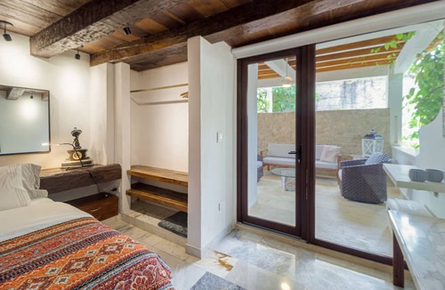 Centro Apartment | Goitia Apartment-rooftop Jacuzzi