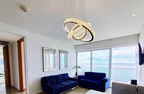 Bocagrande Apartment | Your Perfect Getaway! Daily Rental in Apartment H2 2305 Seafront