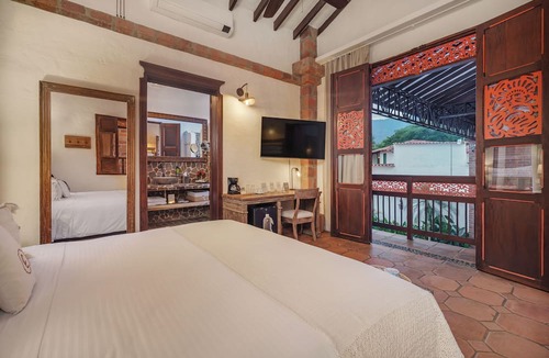 Quebrada Guadalejo Hotel | Casa Linaje Hotel Boutique - Cauca Viejo - Mayores de 10 años