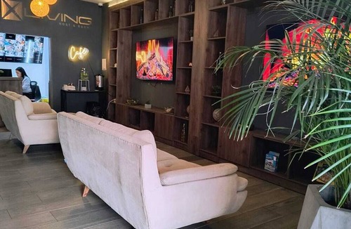 Barrios Unidos Hotel | XLiving Host & Rooms
