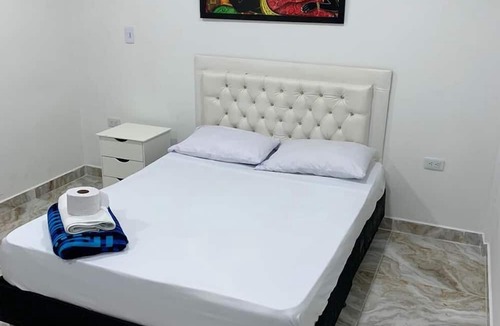 Guayabal Hotel | Hotel Praga Medellín