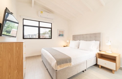 Los Naranjos Apartment | w Cozy Loft With Fantastic View in El Poblado