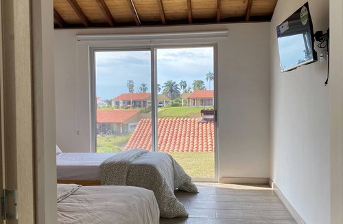 Armenia House | Tres Colinas Estancia 27