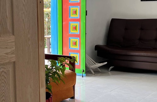 Guatape Villa | Casa De Colores