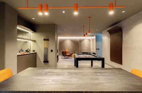 Las Lomas I Hotel | Spot Building