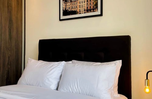 Chico Norte III Apartment | w Sunny 2BR in Modern Building in Chico