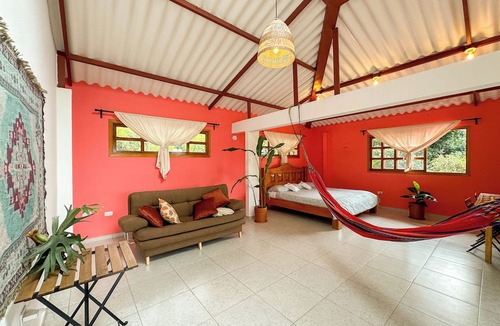 La Mesa House | El Nido Andino