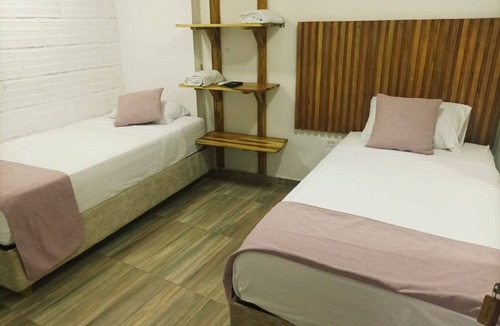 Manga Hostel | Hostal Catalleya