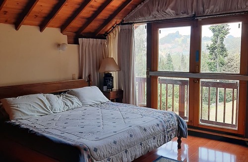 Cajica House | Peaceful Retreat in Cajicá-close to Bogotá, with tree house and children's park!