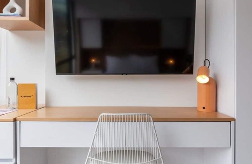 Usaquen Apartment | Charming Loft in the Heart of Santa Barbara