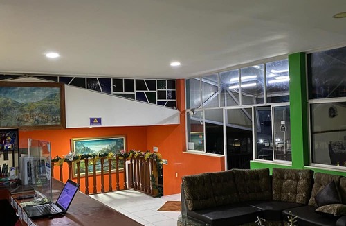 Pinchote Hotel | HOTEL LA ISLA