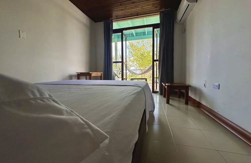Bahia Suroeste Hotel | South West Bay Cabañas