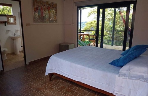Vergara Hotel | Eco-Cabañas Altozano Nimaima