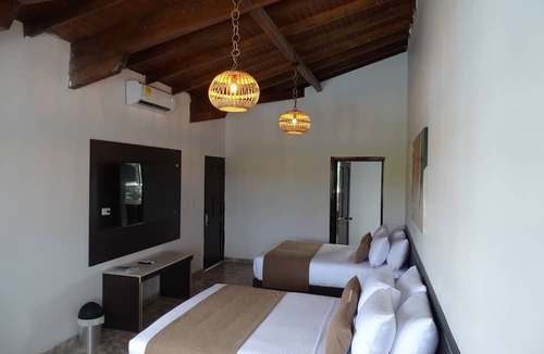 Alcala Hotel | Hotel Palmas De Alcalá