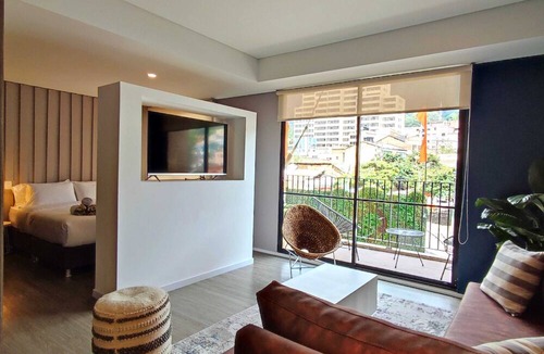 Centro International Condo | Equilibrium by Wynwood House