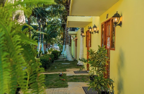 Dibulla Hostel | Waikiki Beach Hostel