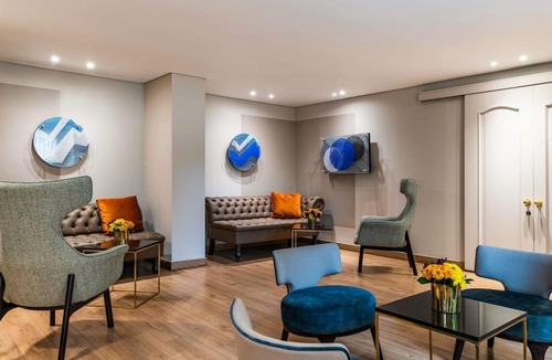 Zona Rosa Hotel | Sofitel Bogota Victoria Regia