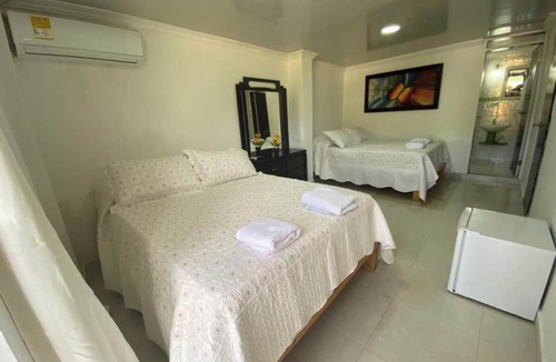 Punta Sur Hotel | Hotel Campestre Dorado SAI