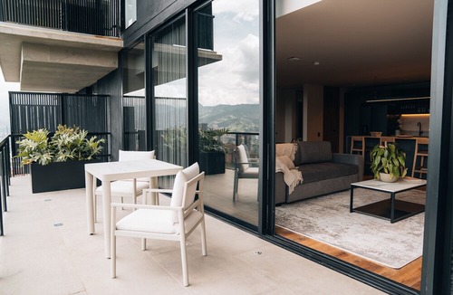 El Tesoro Hotel | Kiin Living - Adults Only