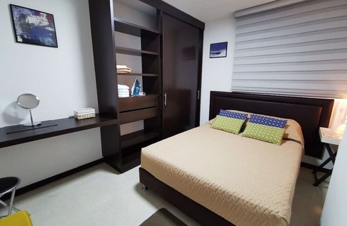 Pereira Apartment | KING Bed. Best Area in City. Rooftop. No Fees!