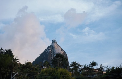 Guatape Hotel | Bahia Serena Hotel