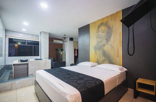 Bello Hotel | Hotel Kalifornia