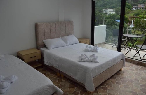 La Mesa Hotel | hotel guacamayas resort vacation