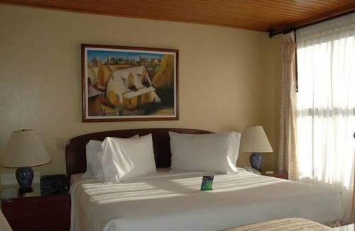Pacho Hotel | Hotel California Pacho