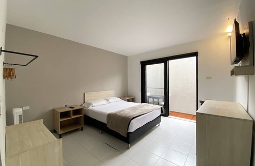 La Aguacatala Hostel | Ayenda 1224 Pixel House