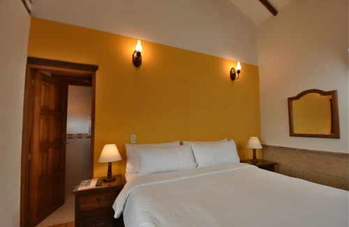 Old Town Hotel | Hotel Jardines de la Villa