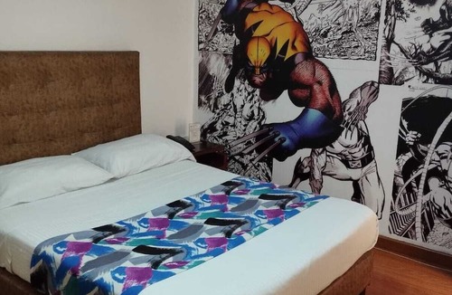 Campin Hotel | Hotel Comic City