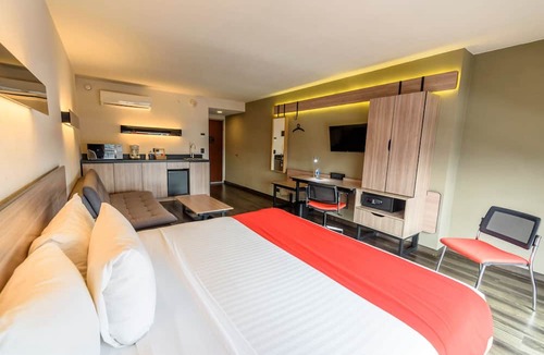 Calle 26 Hotel | City Express Plus by Marriott Bogota Aeropuerto