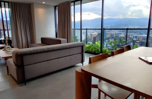 Lalinde Apartment | El Poblado, Medellín - Private Hot Tub & Balcony - 3BR - View - Wake 1111!