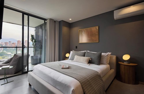 Las Lomas I Apartment | Wake Living