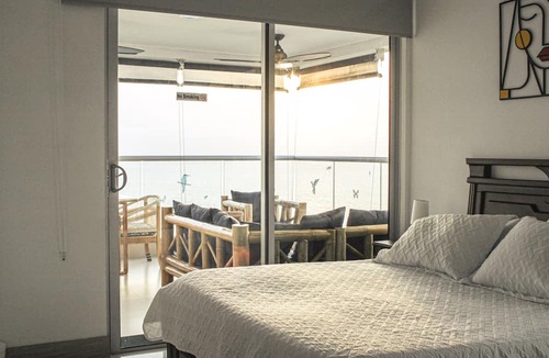 El Laguito Apartment | Luxury Beachfront, Balcony & breathtaking views in Bocagrande/Laguito, Floor 29
