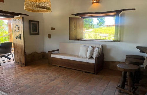 Caucasia House | CASA MORANESI