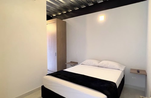 Florida Nueva Apartment | Industrial architectured Apt in the heart of Laureles with beautiful valley view