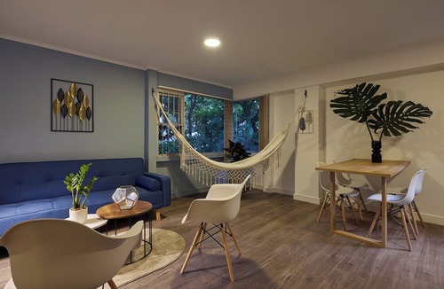 La Florida Apartment | Provenza's Retreat - Tranquil 1BR-1BA Apartment