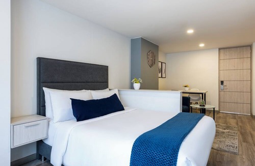 Los Martires Apartment | Torre Ventto Lofts by Jalo