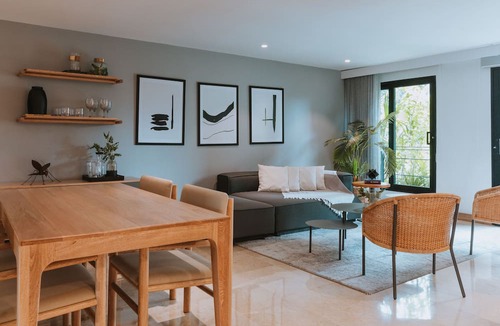 Laureles - Estadio Apartment | Amazing!TOP FLOOR!1,162ft Apt. 24/7 Front Desk-503