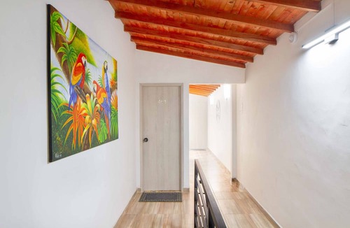 Medellin Apartment | PENTHOUSE 401 ONE BEDROOM HOT TUB BALCONY AC WIFI, Dish Washer 4k TV