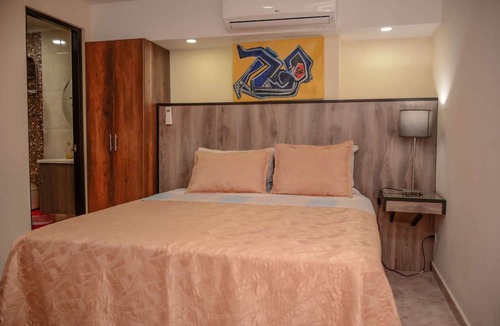 Astorga Apartment | Two bedroom AC hot tub