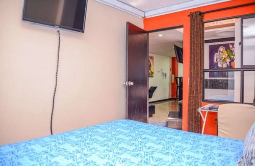 Zona Rosa Apartment | Two Bedroom AC hot tub Lleras
